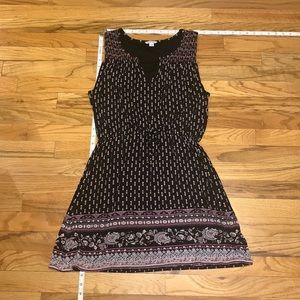 Casual summer dress with a small embroidered design detail